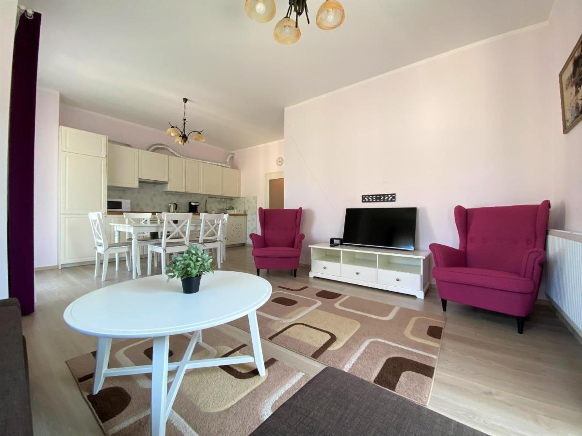 Apartment Azimuth Marianske Lazne Exterior photo